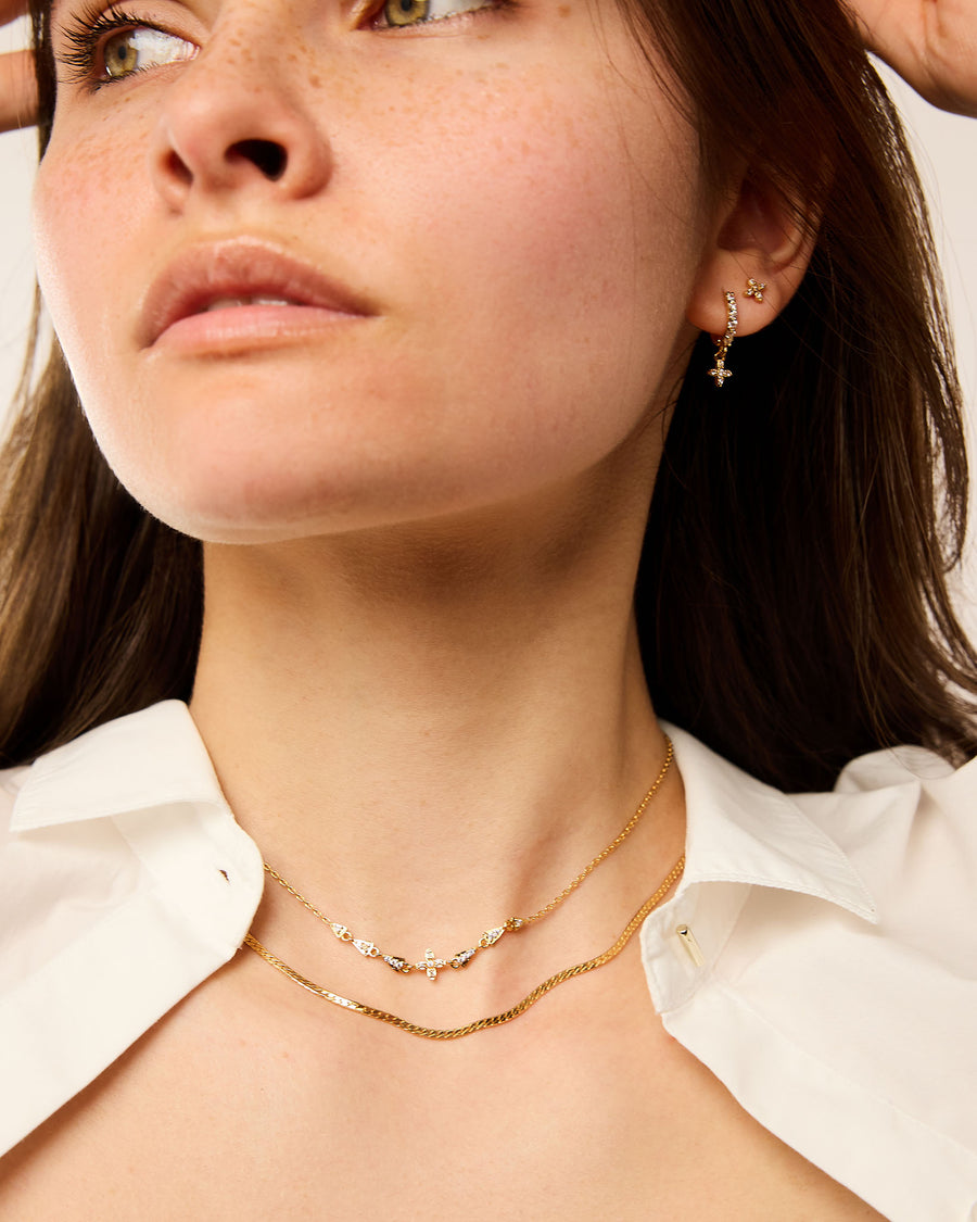 COLLIER ZORA